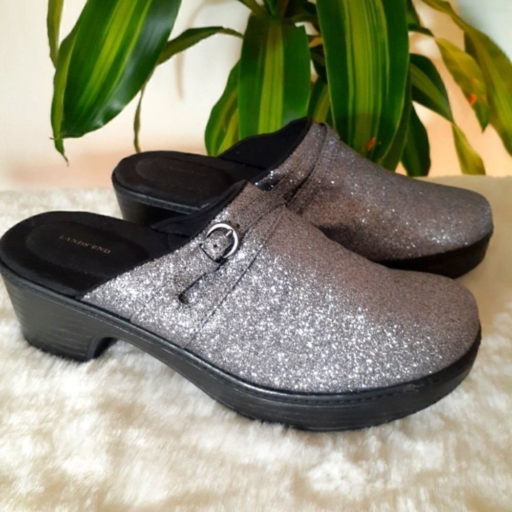 New! Lands End Silver Lavender Clogs